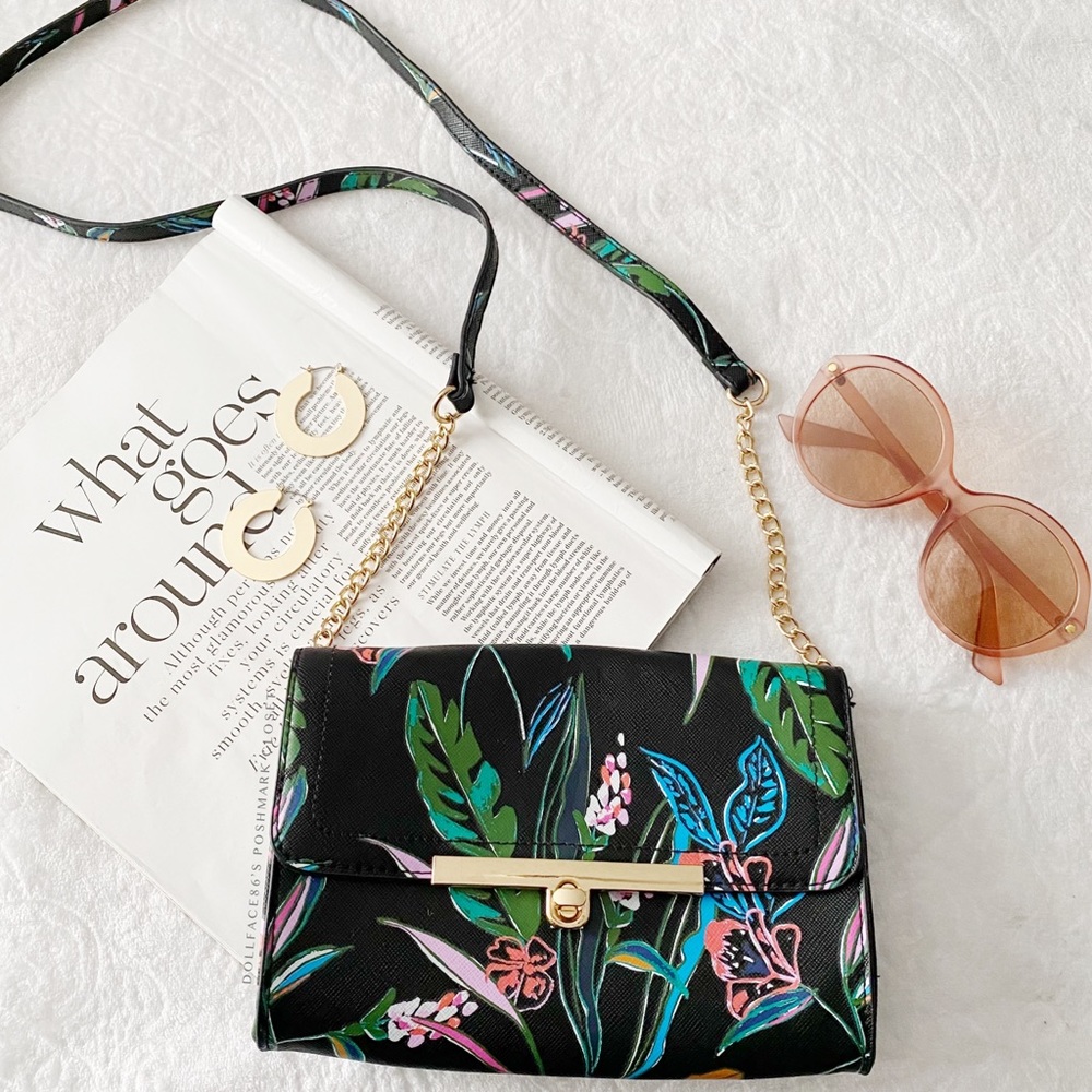 Floral Print Chain Strap Purse